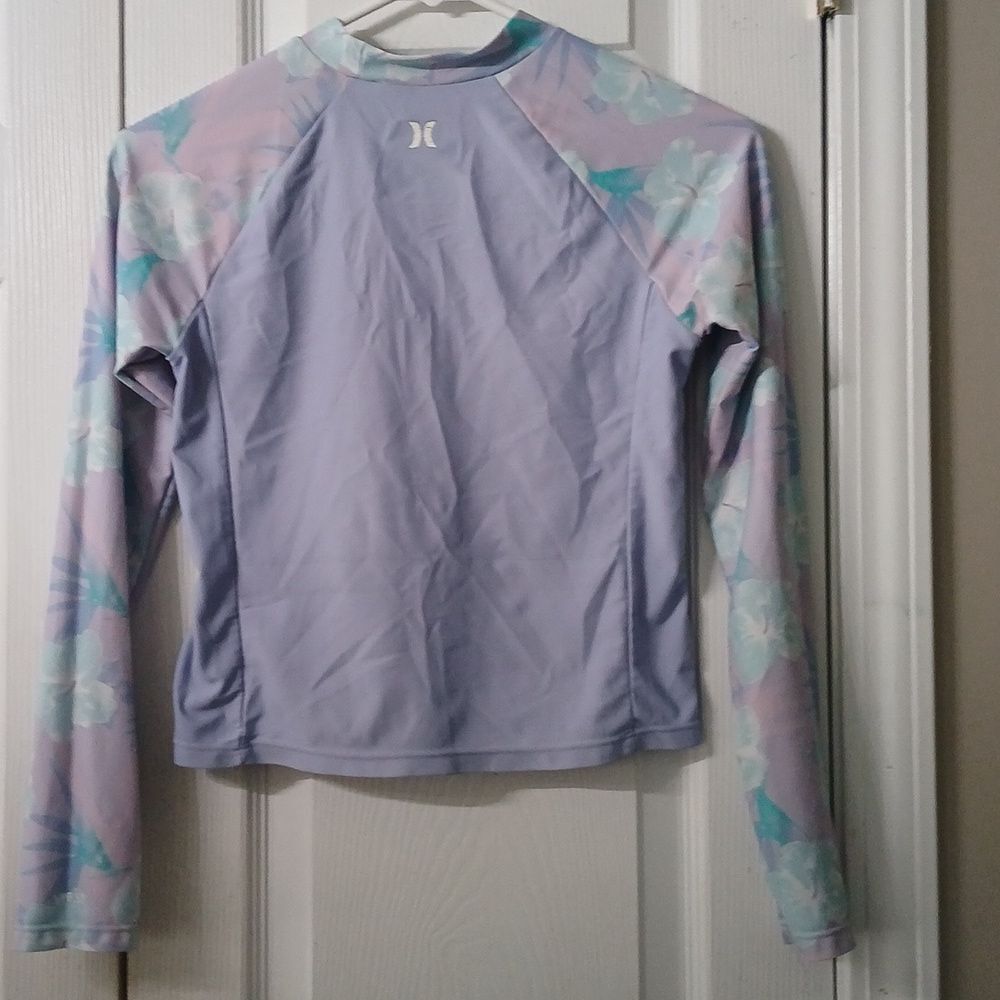 Hurley long sleeve UPF 50+ swim sun shirt purple and floral print Sz L - Picture 5 of 7